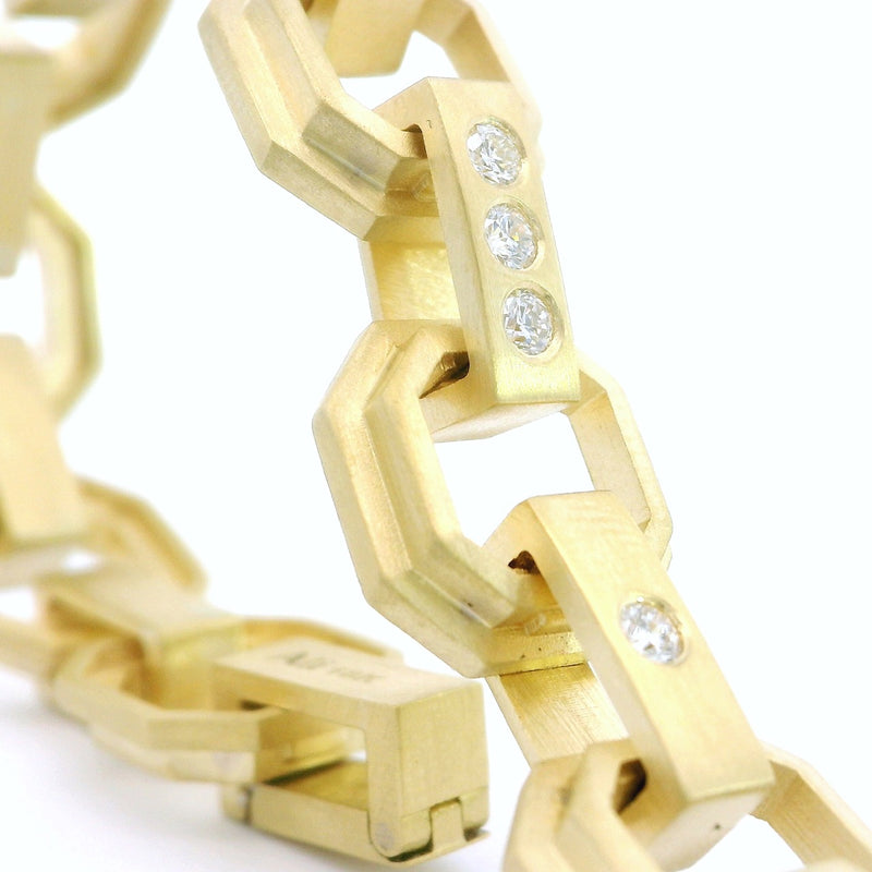 18k Yellow Gold Diamond Pyramid Link Bracelet