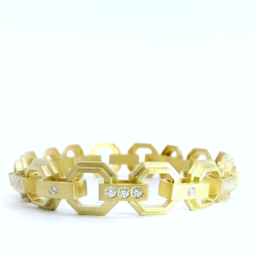 18k Yellow Gold Diamond Pyramid Link Bracelet