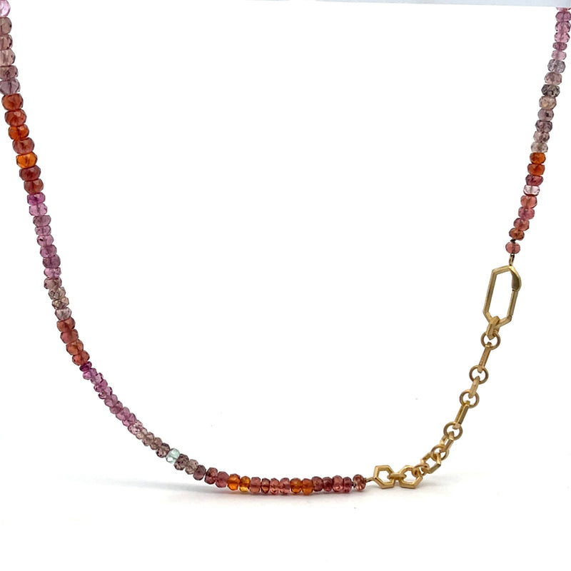 18ky Mali Garnet Mixed Link Station Strand